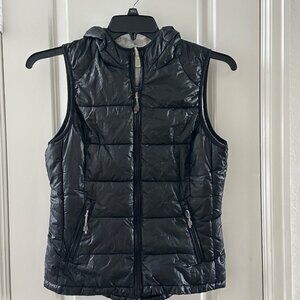 Tangerine Black Hooded Puffer Vest Womens S Lightweight Polyester Quilted Design